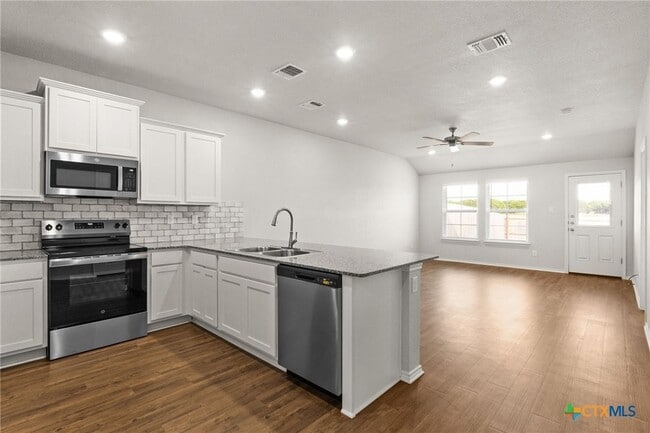 Photo - 1218 LEXINGTON Dr Unit B