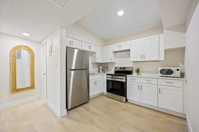 Photo - 637 S Orlando Ave Unit ID1069198P