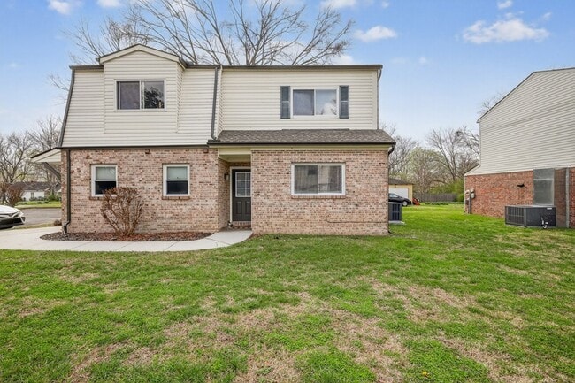 Building Photo - 601 E Grundy St Unit B