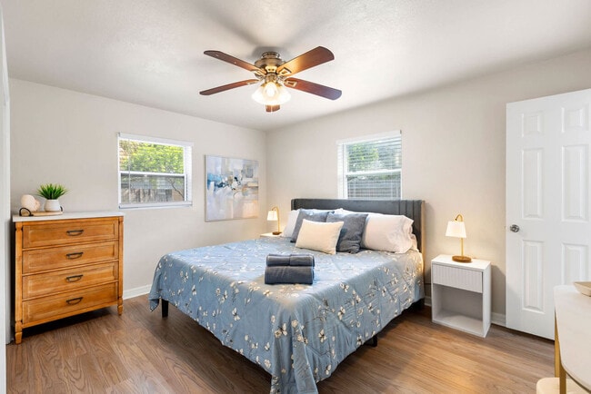 Photo - 4107 W Grace St Unit SI ID1626361P