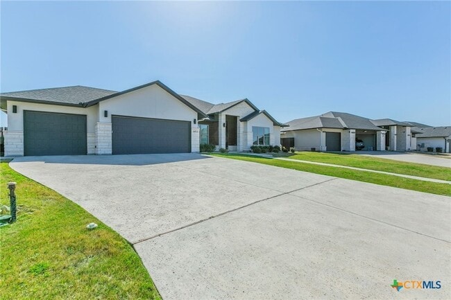 Photo - 6413 Waggoner Ct