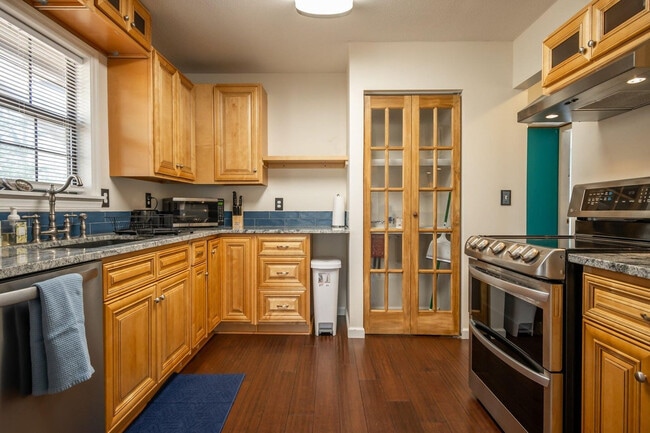 Photo - 157 Beaverdam Creek Rd Unit ID1302838P