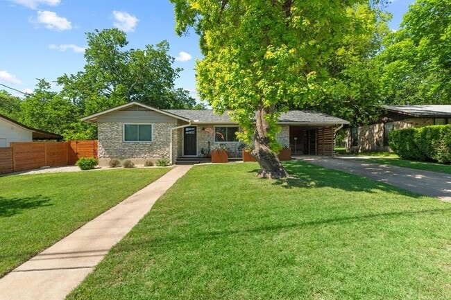 Photo - 3207 Carol Ann Dr