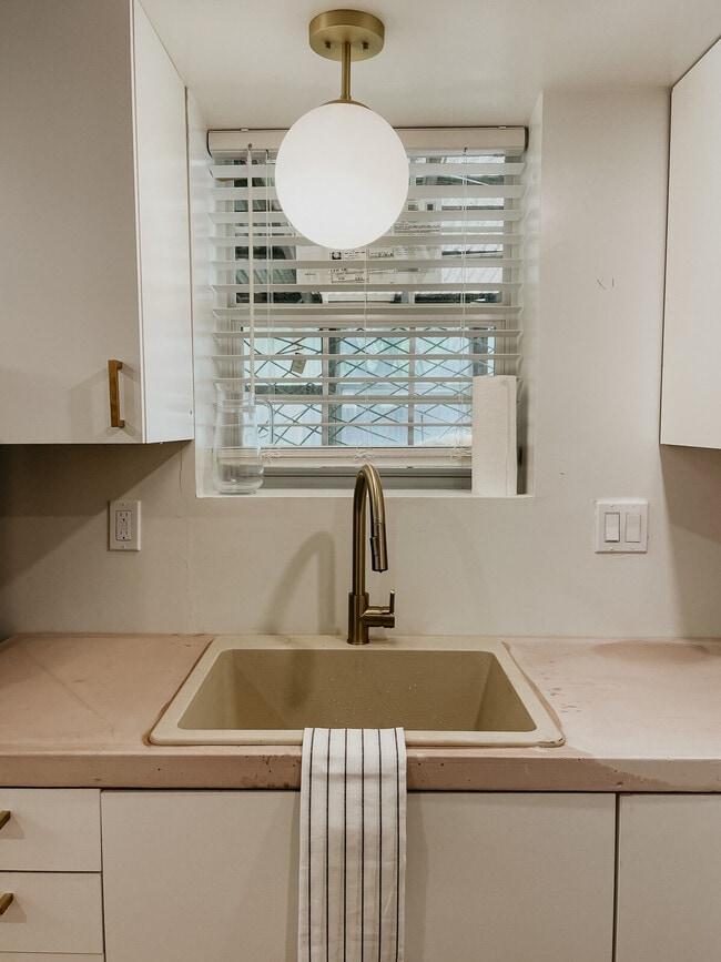 Photo - 3225 Colcord Ave Unit ID1354370P