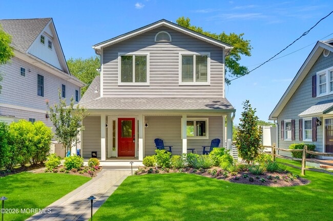 Photo - 637 Beacon Blvd