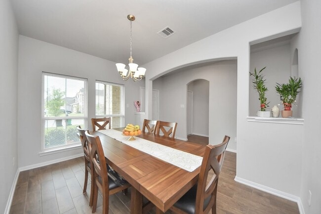 Photo - 4239 Wyanngate Dr