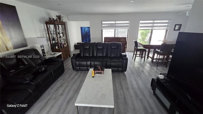 Photo - 7817 Fairway Blvd