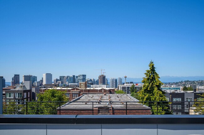 Photo - 1333 E Denny Way Unit ID1036021P