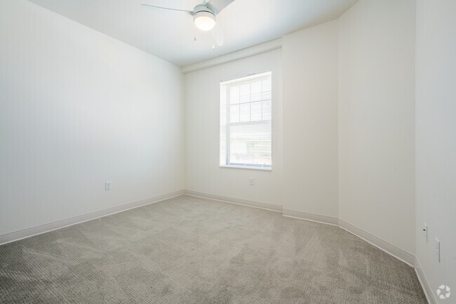 2BR, 1BA - 795SF - Monterey Apartments