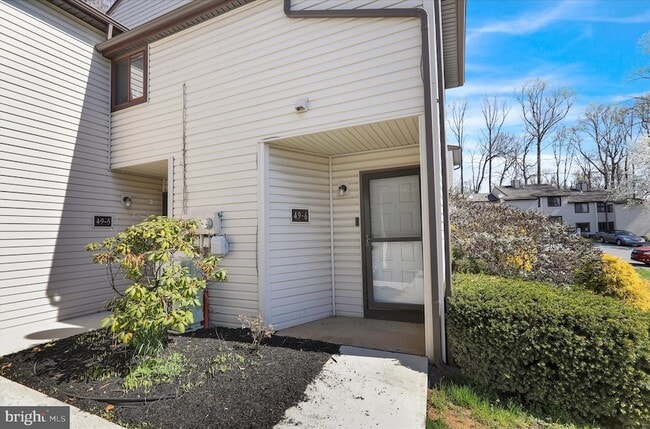 Photo - 46-6-46 Holly Dr