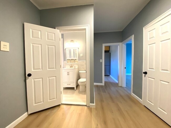 Photo - 31 Queensberry St Unit 19