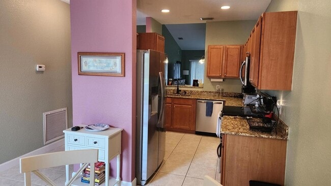 Photo - 4220 Gator Trace Ave Unit J