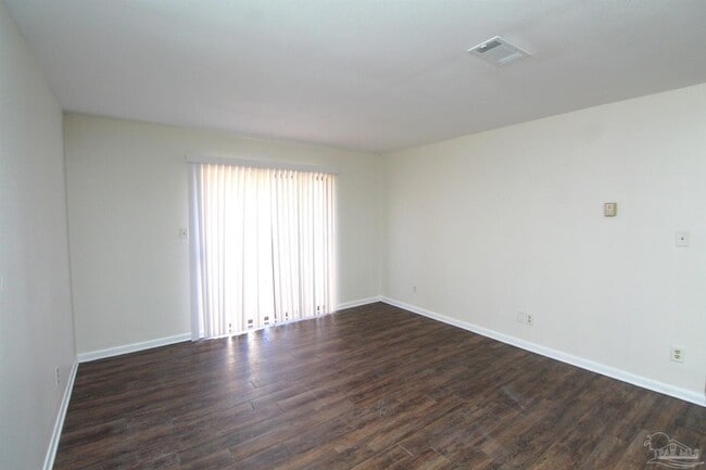 Photo - 5207 Charbar Dr