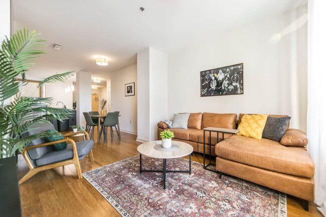 Building Photo - 401 Cherry St Unit ID1261674P