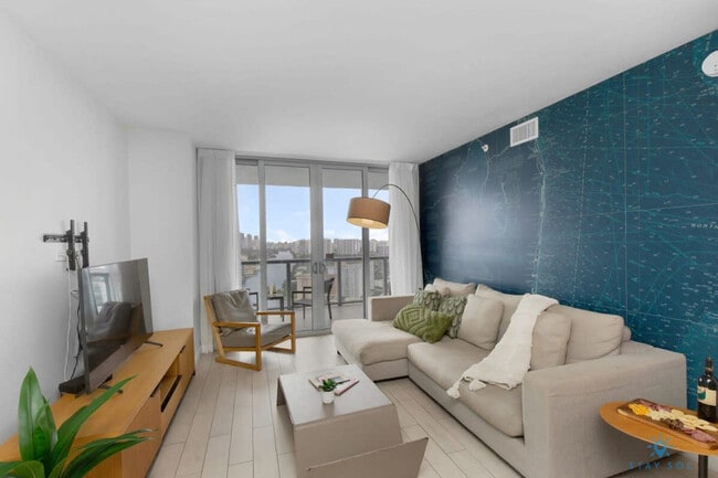 Building Photo - 2602 E Hallandale Beach Blvd Unit ID1227402P