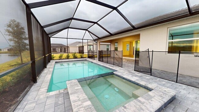 Photo - 7949 Lakes Edge Ln