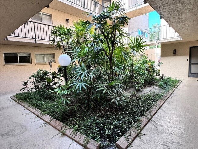 Photo - 2763 Woodgate Ln Unit 204
