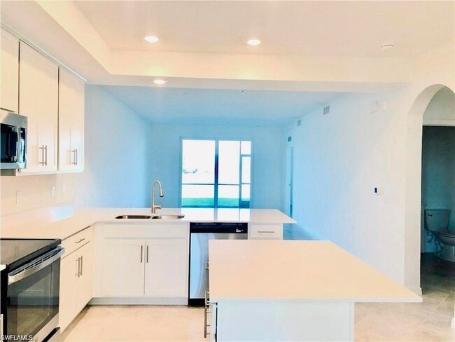 Photo - 43060 Greenway Blvd