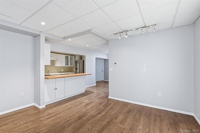 Photo - 248 Depew Ave Unit 4