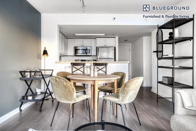 Photo - 2 Townsend St Unit FL8-ID29