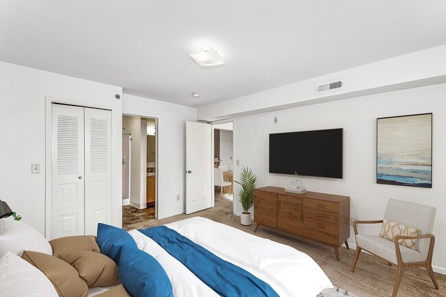 Photo - Tall Oaks Apartment Homes