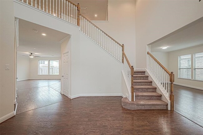 Photo - 4419 Matagorda Lakes Dr