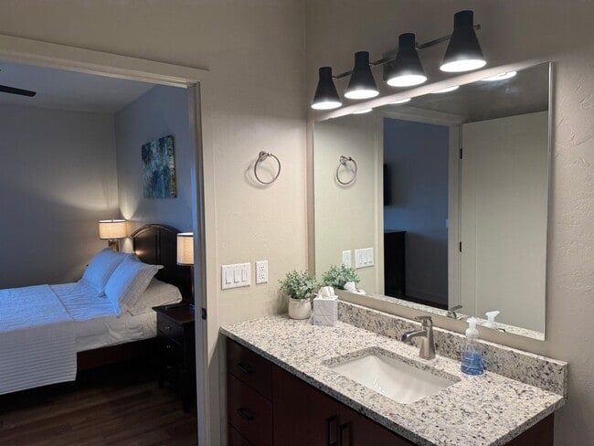 Photo - The Wit : Resort Style Living