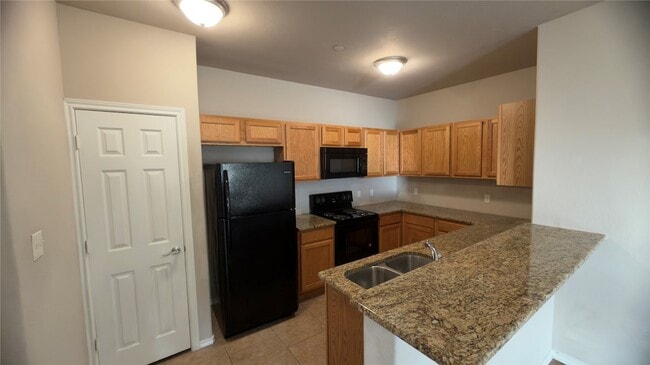 Photo - 502 E Hazelwood St Unit A