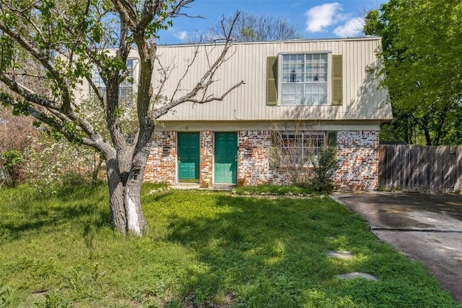 Building Photo - 2212 Lanier Dr Unit A
