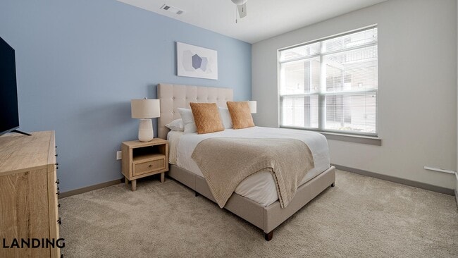 Photo - 1801 Meridian St Unit 909