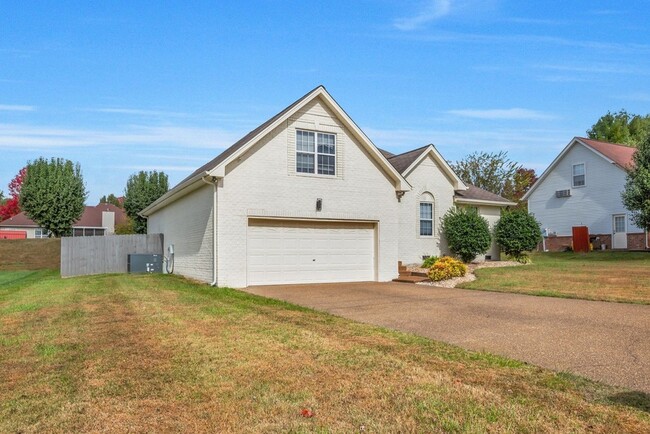 Photo - 159 Brookview Cir