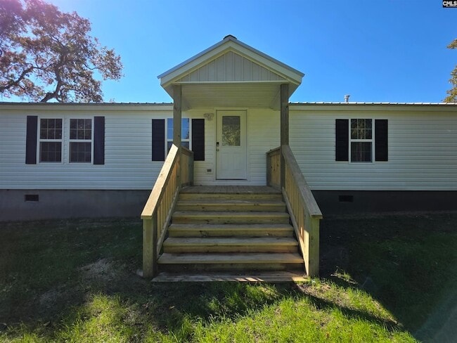 Photo - 714 Windy Rd