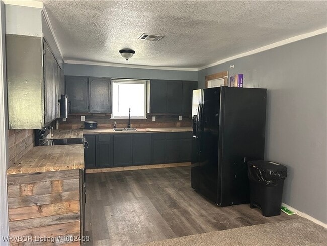 Photo - 39668 Barton St