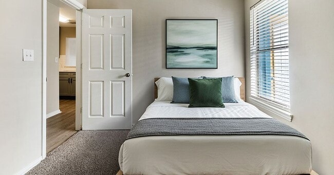 Photo - Creekside Apartment Homes