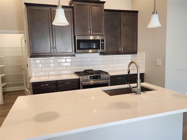 Photo - 12569 Oak Hill Way