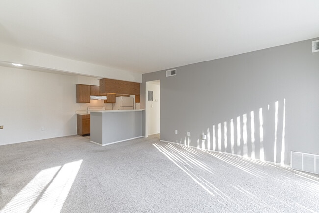 Photo - Windemere Apartments