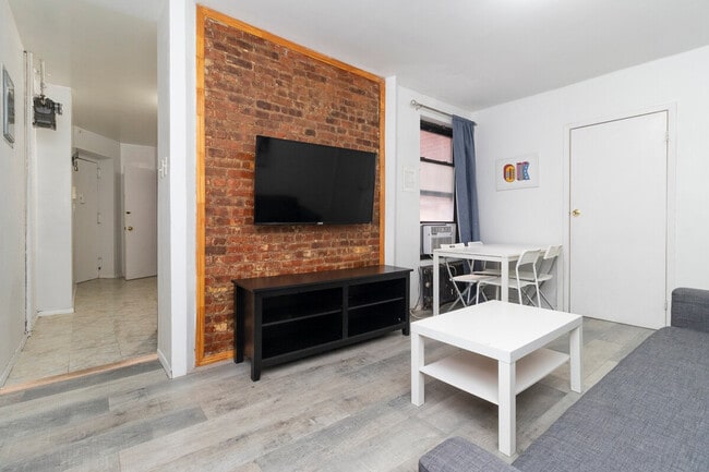 Photo - 215 B E 95th St Unit SI ID1032054P