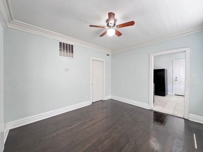 Photo - 8856 S Lowe Ave Unit 2R