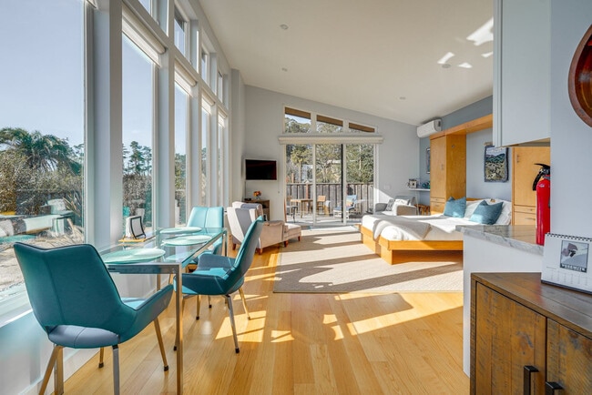 Photo - 157 Ave Portola Unit SI ID1546001P