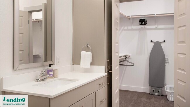 Photo - 2511 Montopolis Dr Unit 245