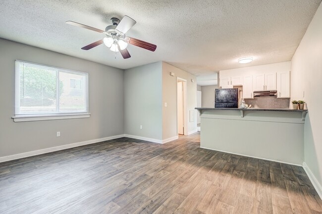 Photo - Huntersville Apartment Homes