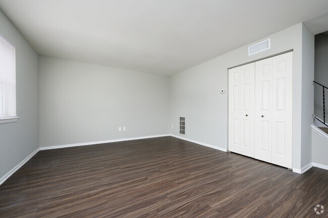 3BR, 1BA, 2HB - 1,222SF - The Bradford