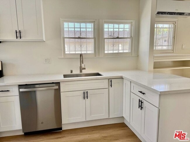 Photo - 3009 Dalton Ave