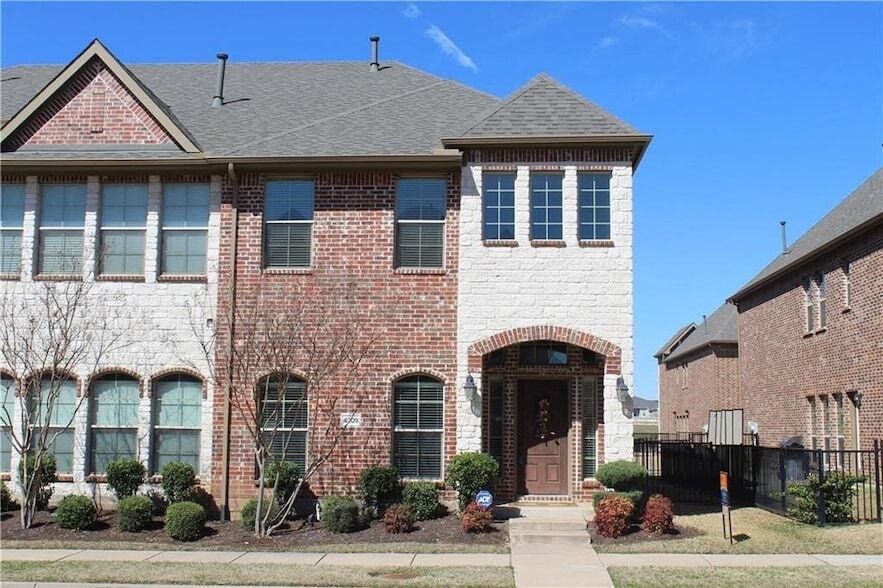 Photo - 4209 Comanche Dr