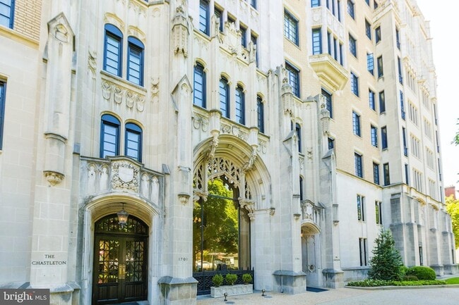 Building Photo - 1701 16th St NW Unit 410