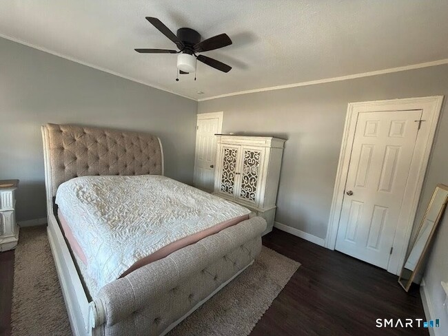 Photo - 1163 W Main St