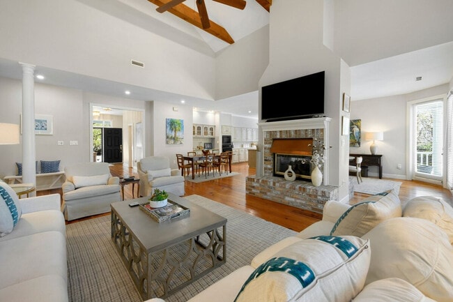 Photo - 125 Brandon Way Unit ID1253412P