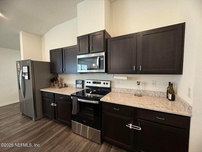 Photo - 8161 Lumber Wy