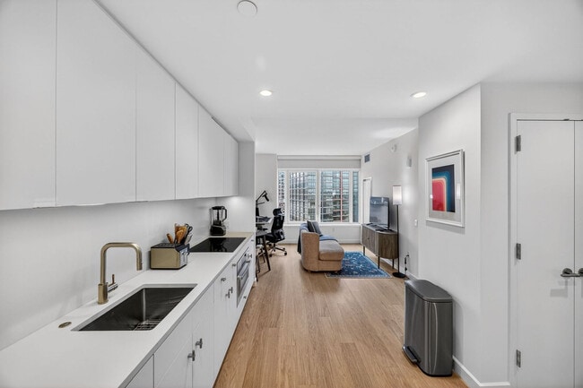Photo - 16 Dupont St Unit SI FL20-ID1471252P