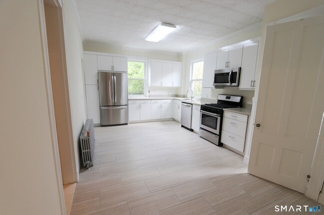 Photo - 235 Wooster St Unit 2